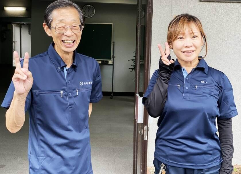 浪速管理グループ（有限なにわ）の制服2