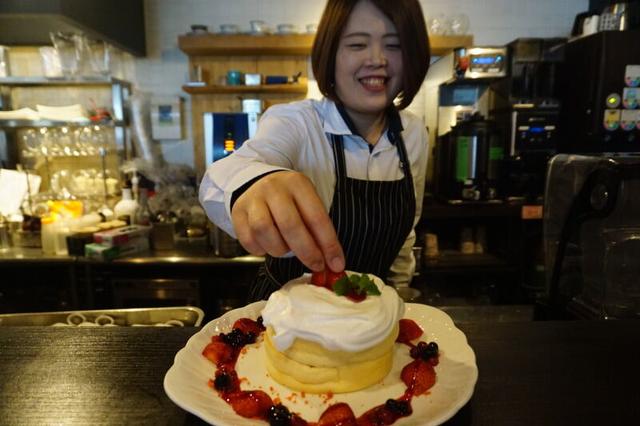 接客、10年ぶりなんです…そんな主婦さんも研修で安心スタート！(フード・飲食、各務原市)のイメージ画像