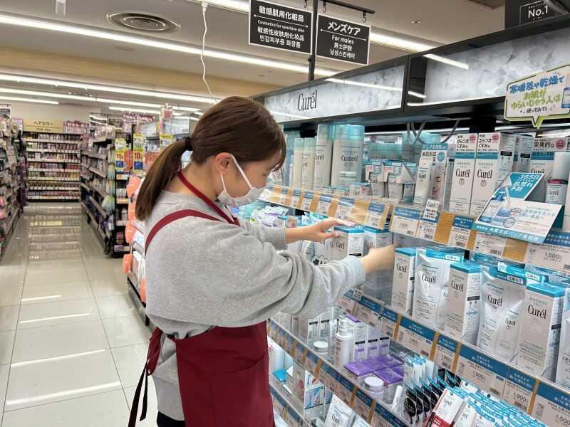 コクミンドラッグ　笹塚駅店の仕事画像3