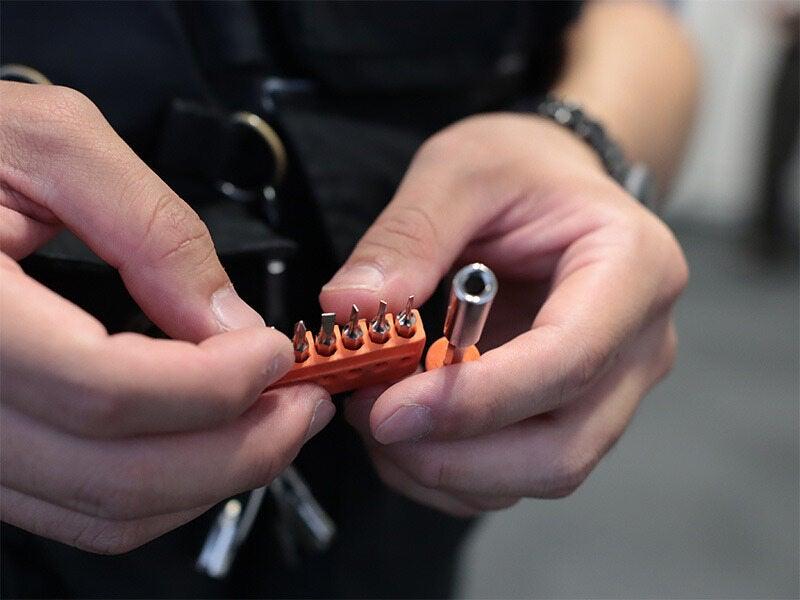 東洋テック株式会社の制服3