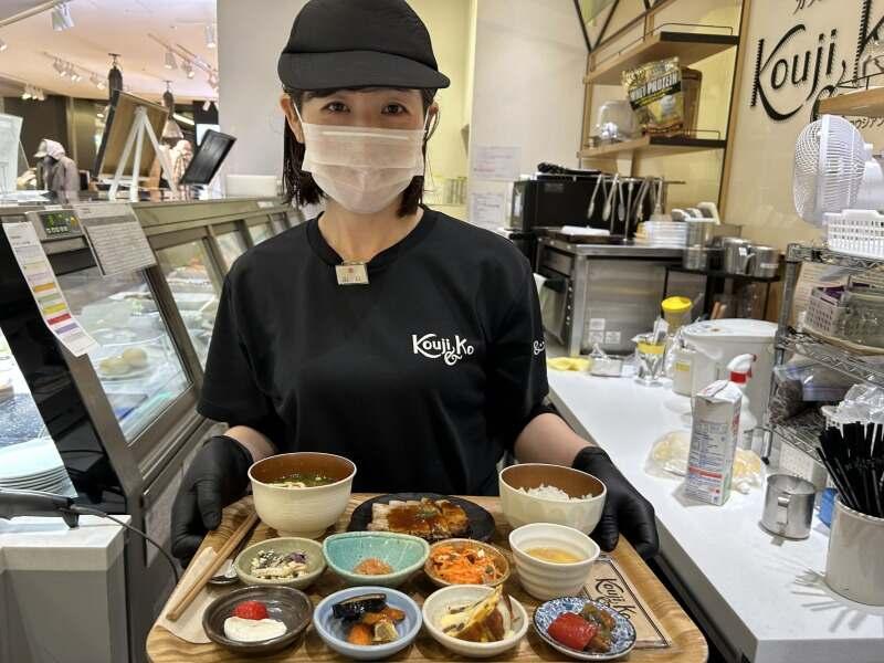 発酵デリカテッセン カフェテリアKouji&ko　新宿高島屋店の仕事画像3