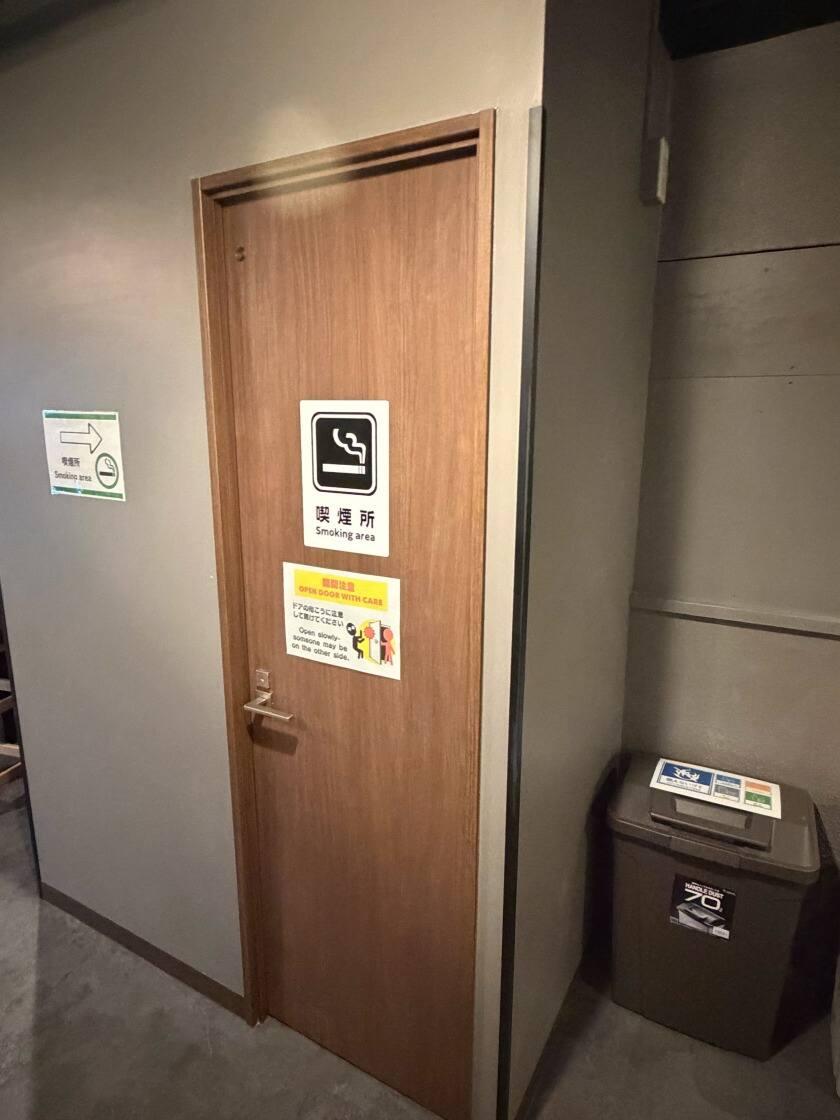 茅場町つくしホテルの制服2