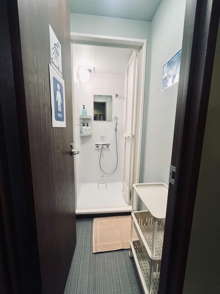 大手町かもんホテルの制服3