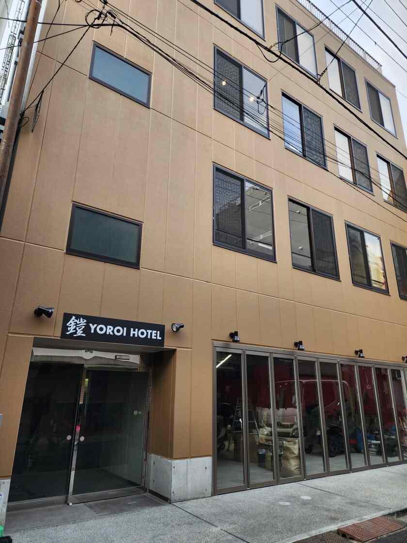 ロードス神楽坂ホテルの制服5