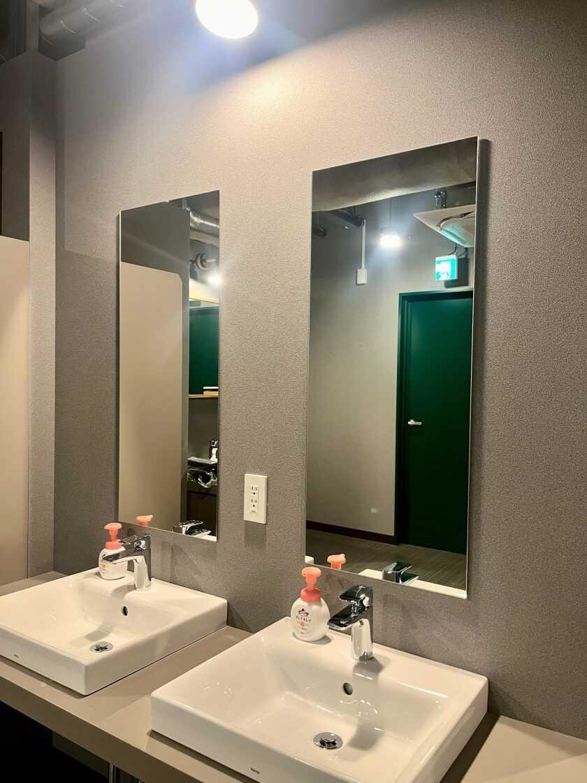 ロードス神楽坂ホテルの制服7