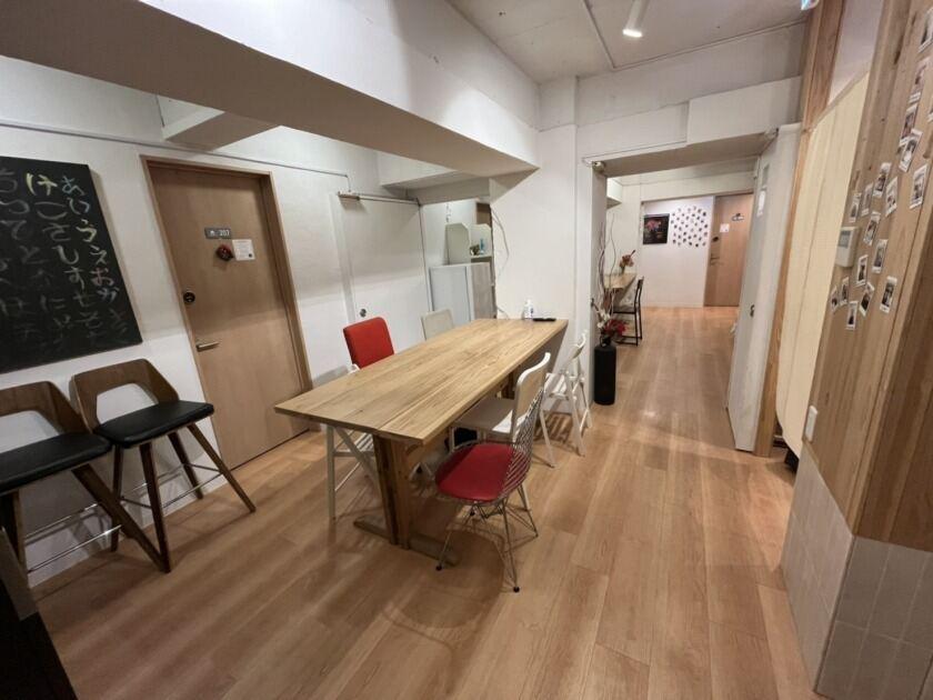 ロードス神楽坂ホテルの制服5