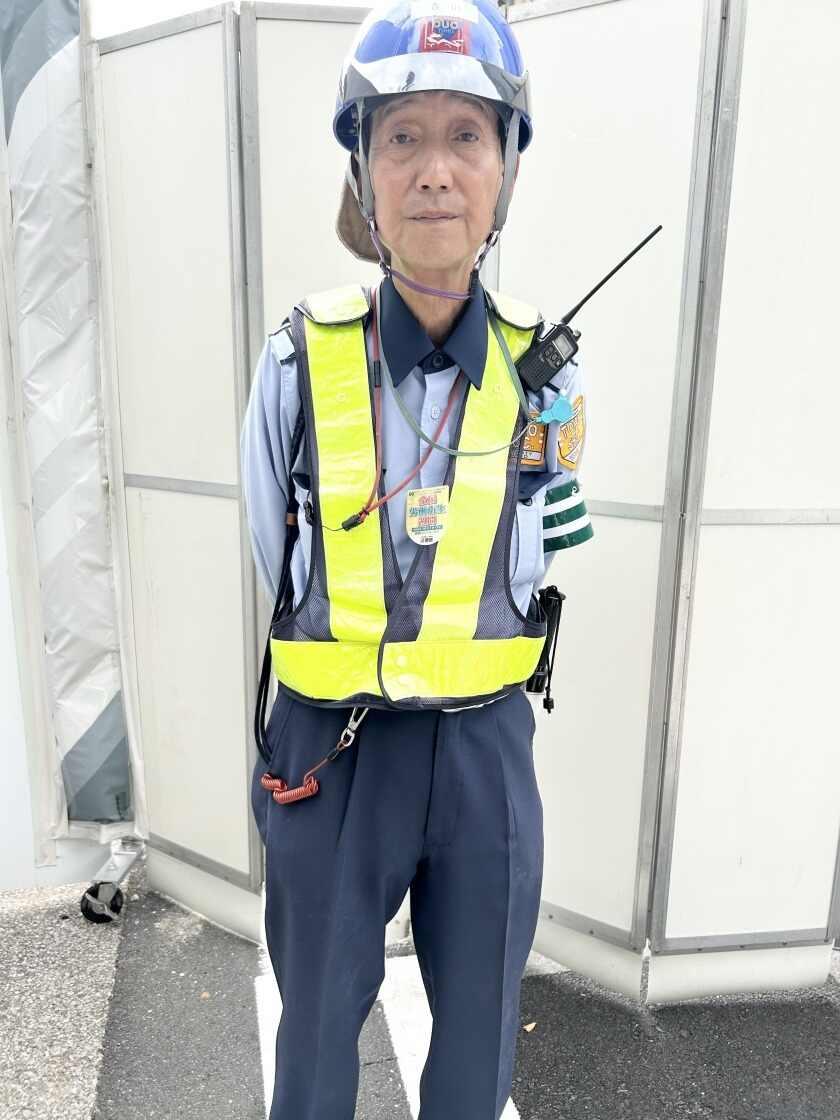 東宝総合警備保障株式会社の制服1