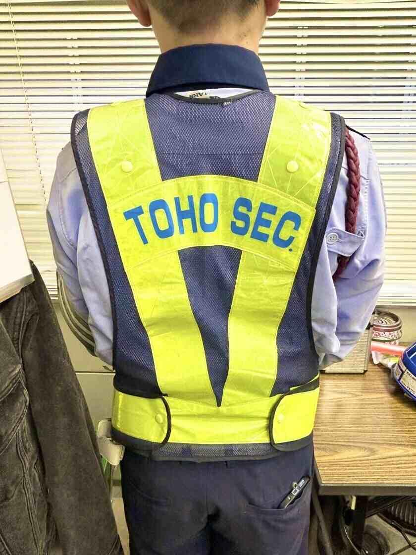 東宝総合警備保障株式会社の制服1