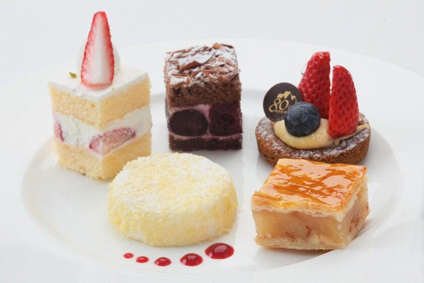 株式会社帝国ホテルの制服1