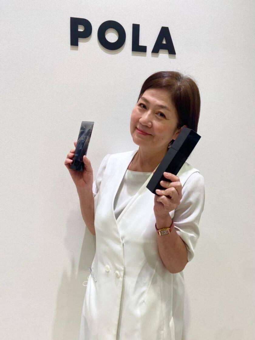 POLA四条烏丸店の制服5