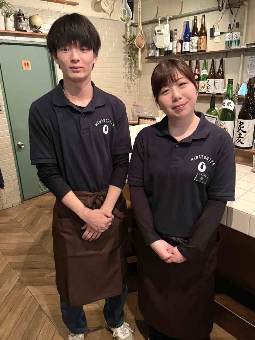 にはとりや 三宮店の制服1