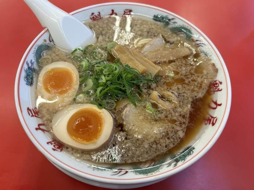 魁力屋 船橋成田街道店の制服2