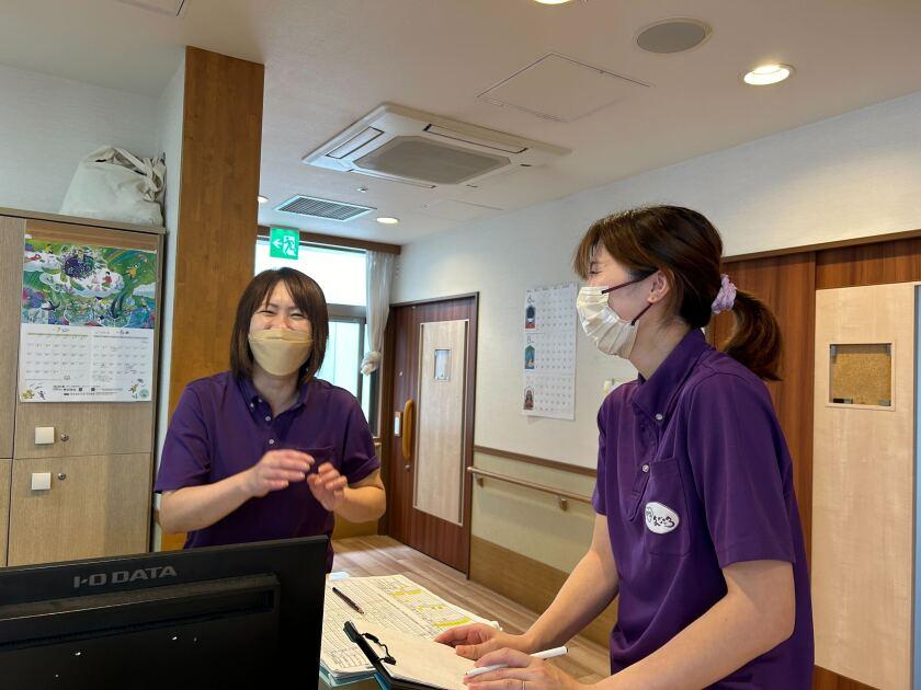 社会福祉法人マイクロ福祉会 特別養護老人ホームまごころ園の制服5
