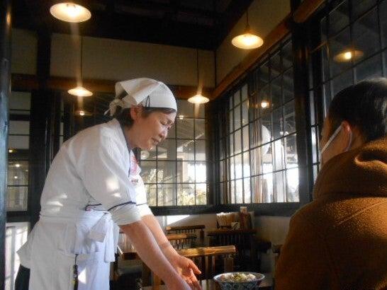 そば茶屋吹上庵 鹿屋店の制服1