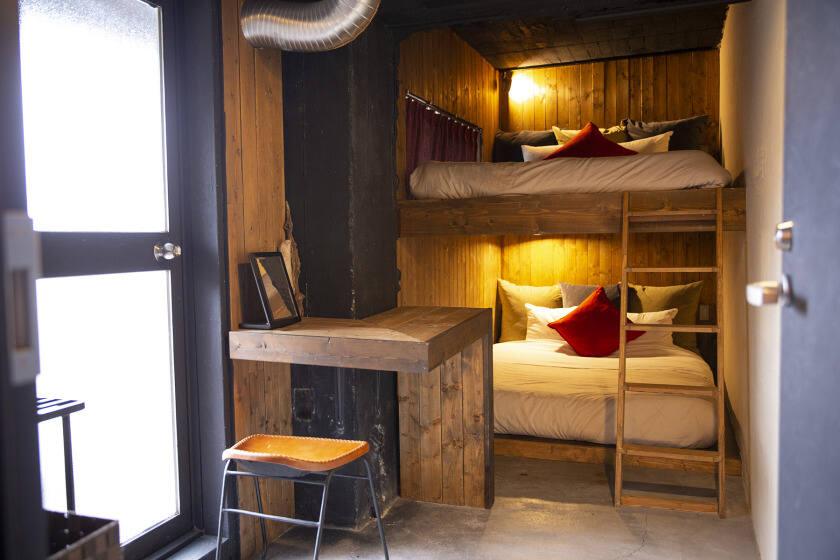 RoheN元箱根の制服6