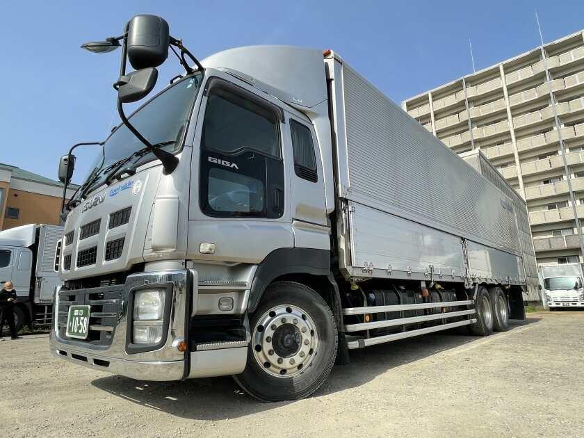 株式会社feelsideの制服3