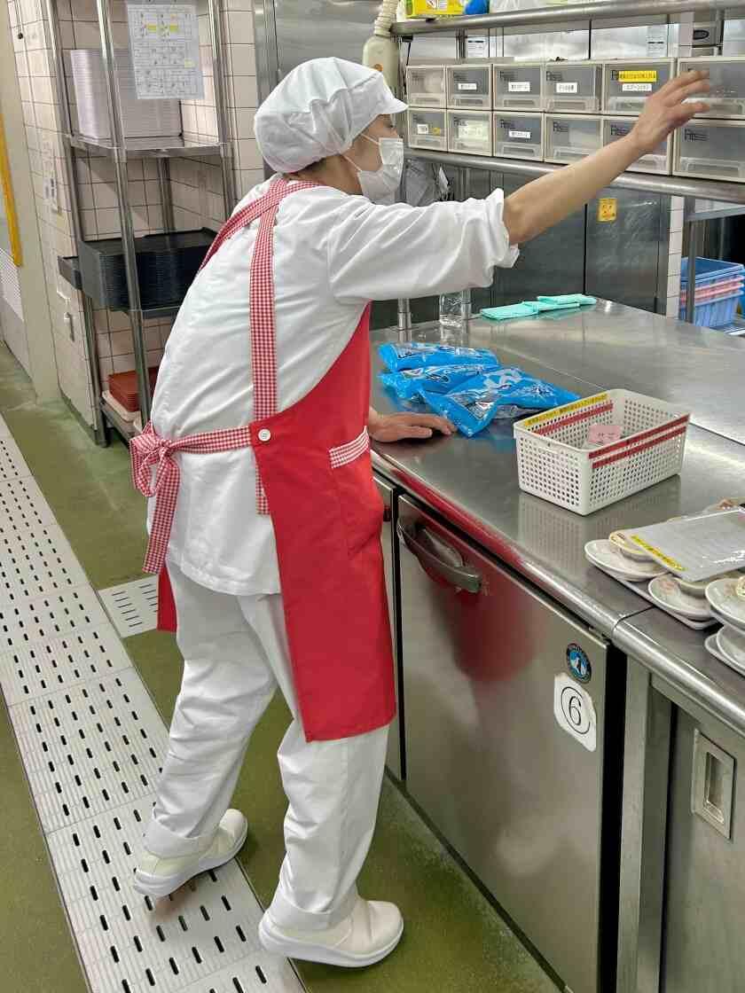 株式会社京料理花萬の制服3