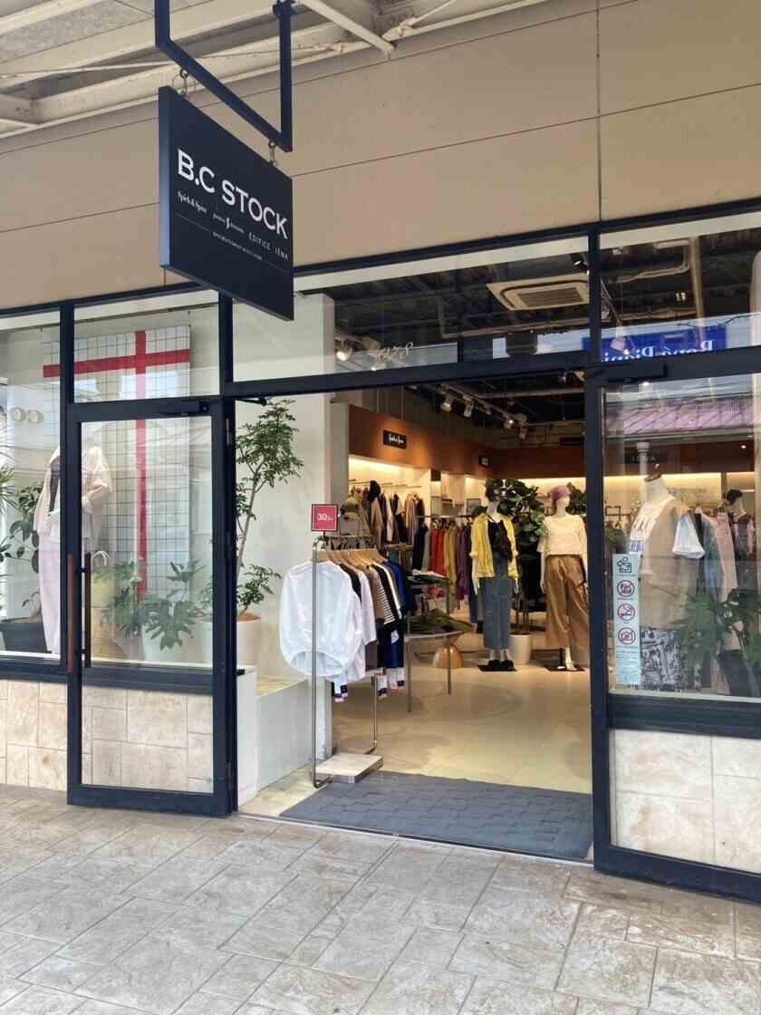 B.C STOCK　那須ガーデンアウトレット店の制服2