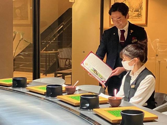 リーダー候補積極採用！宴会サービススタッフ(フード・飲食、甲府市)のイメージ画像