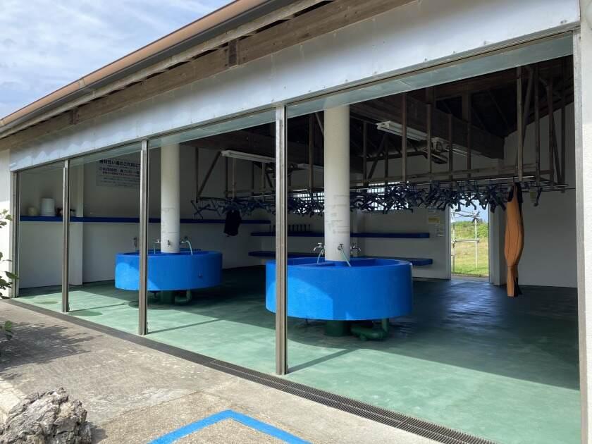 ダイビングチームうなりざき_沖縄の西表島！移住も大歓迎！寮と食事付きで安心◎の制服5