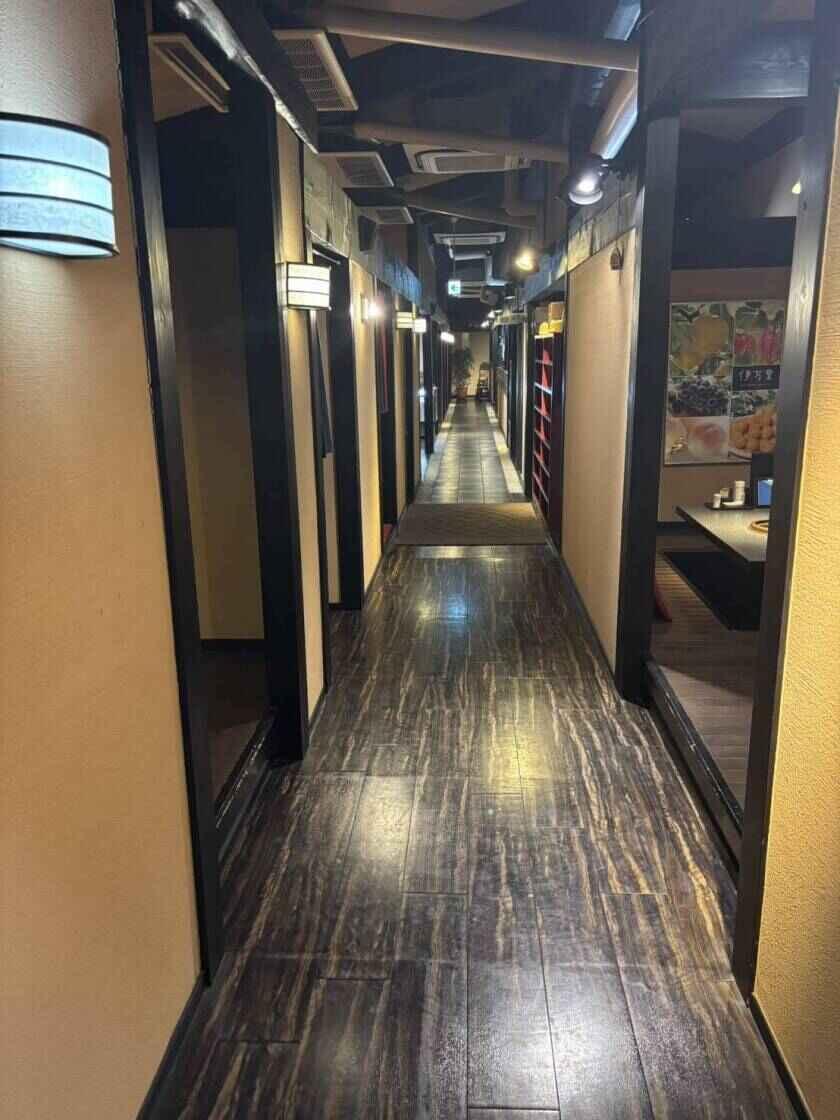 焼肉館 勝 佐賀兵庫店の制服2