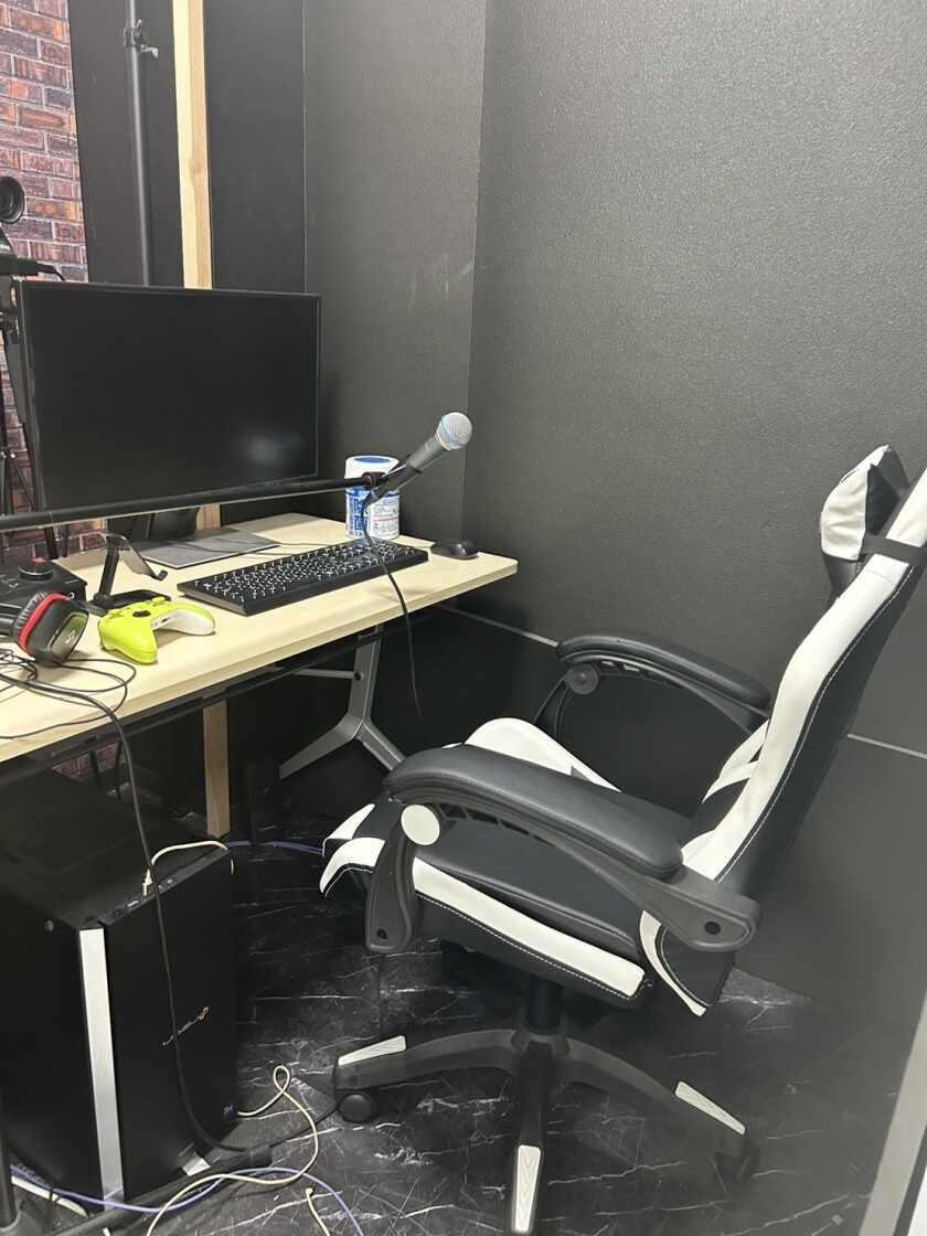 SK国際株式会社の制服1