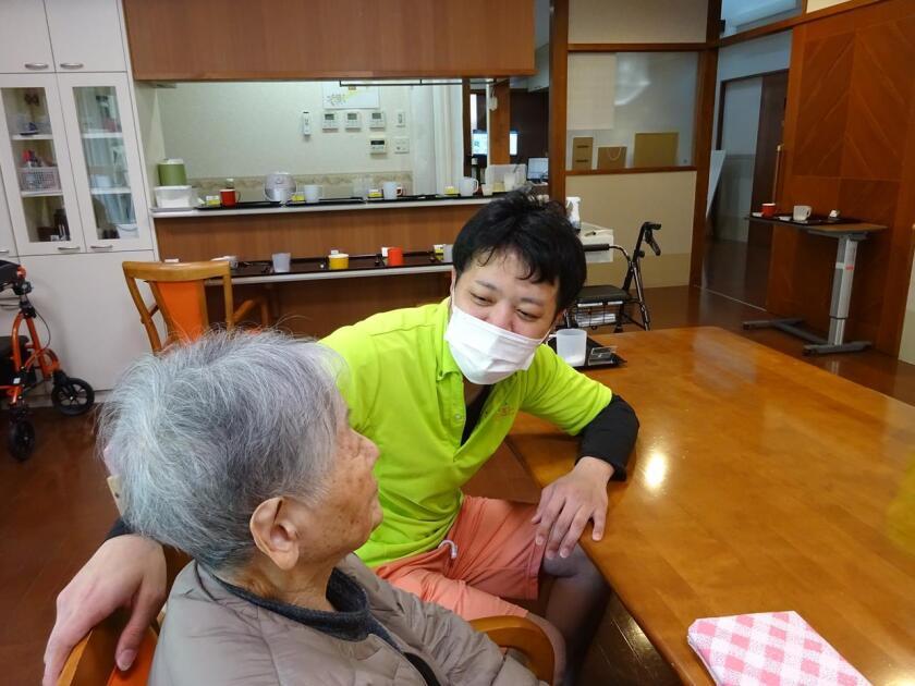 特別養護老人ホームふるさとの制服1