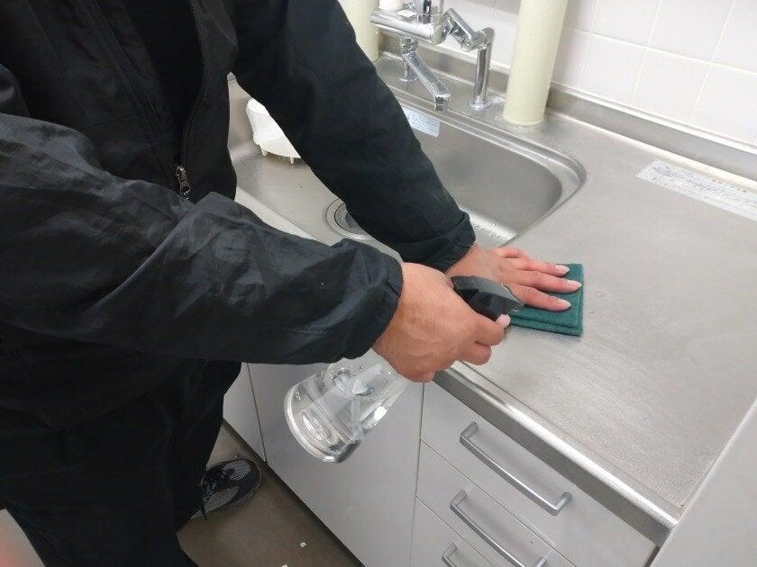 CBRE IM横浜戸塚の制服3