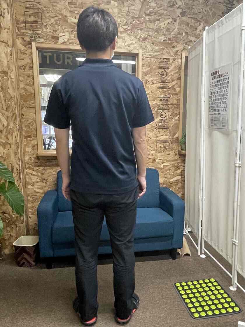 株式会社あいエイトの制服2