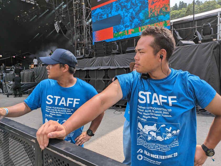 株式会社ジェイウイングの制服4