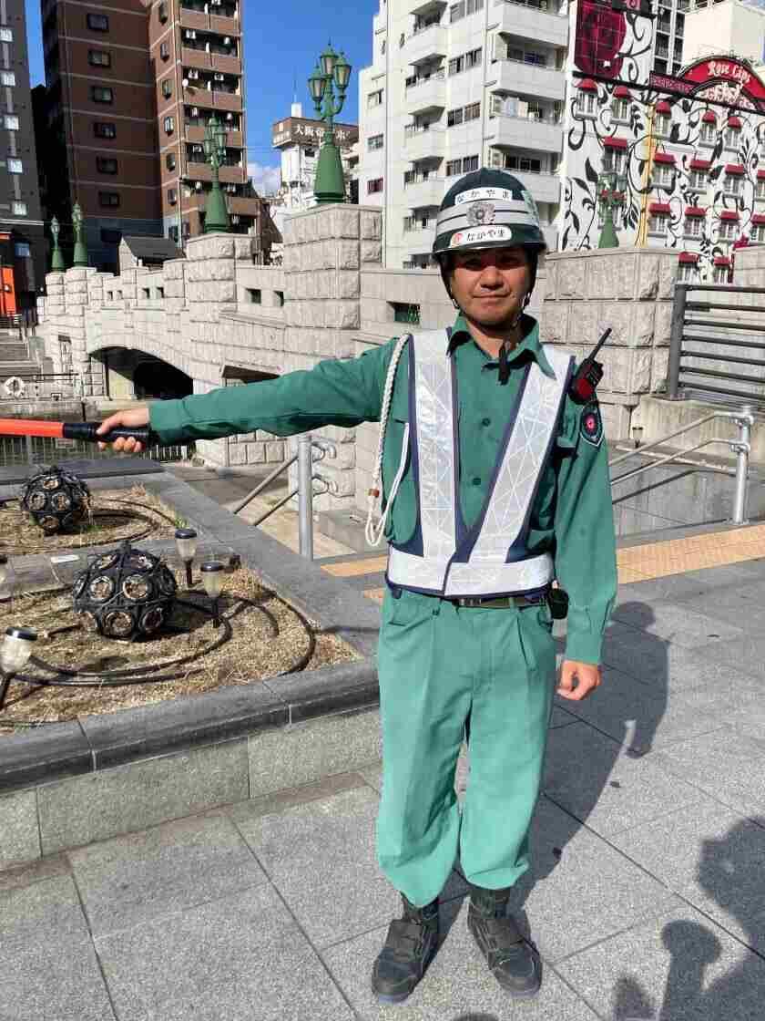 近畿交通警備株式会社の制服1