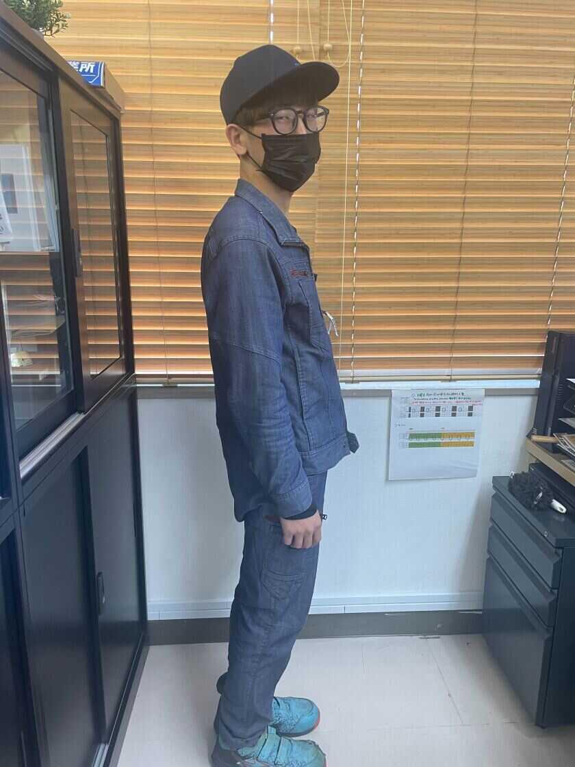 株式会社颯エンタープライズの制服2