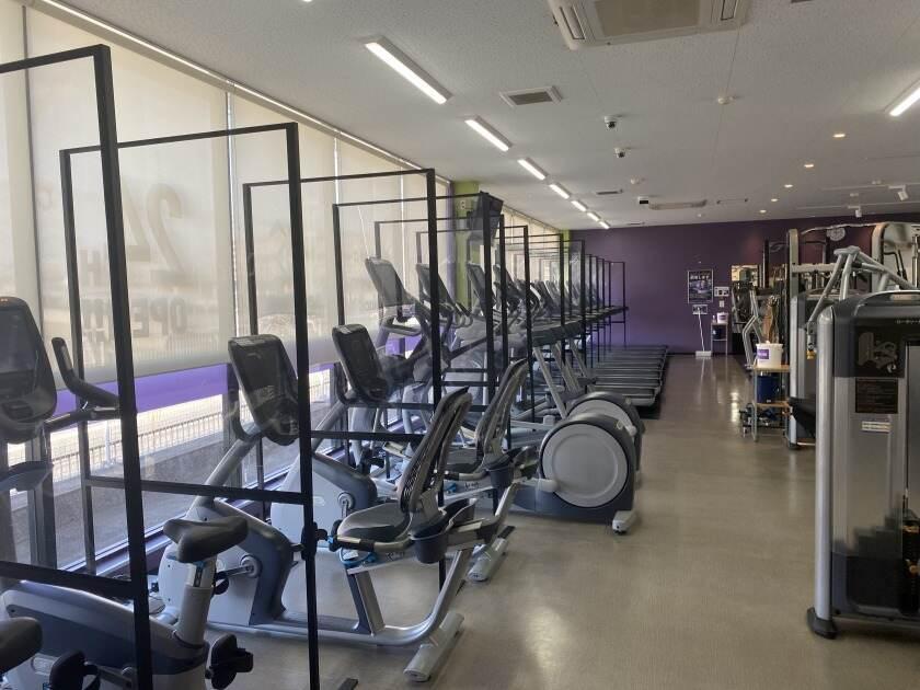 エニタイムフィットネス　久留米上津店の制服5