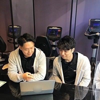 エニタイムフィットネス　久留米上津店の制服3