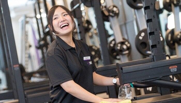 エニタイムフィットネス　久留米上津店の制服4