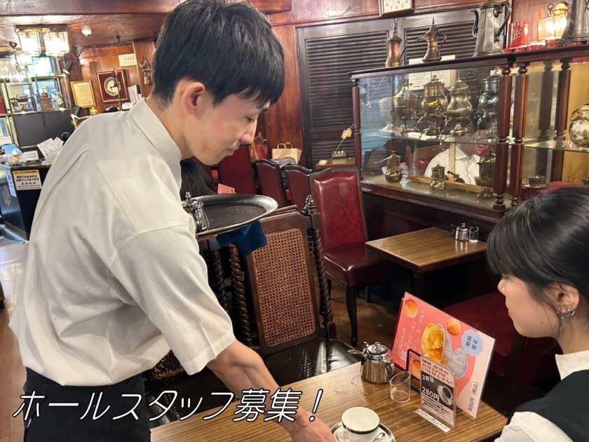 梅田珈琲館ニューYCの制服5