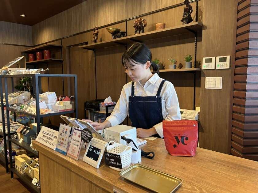 YC Beans＆Moreの制服4