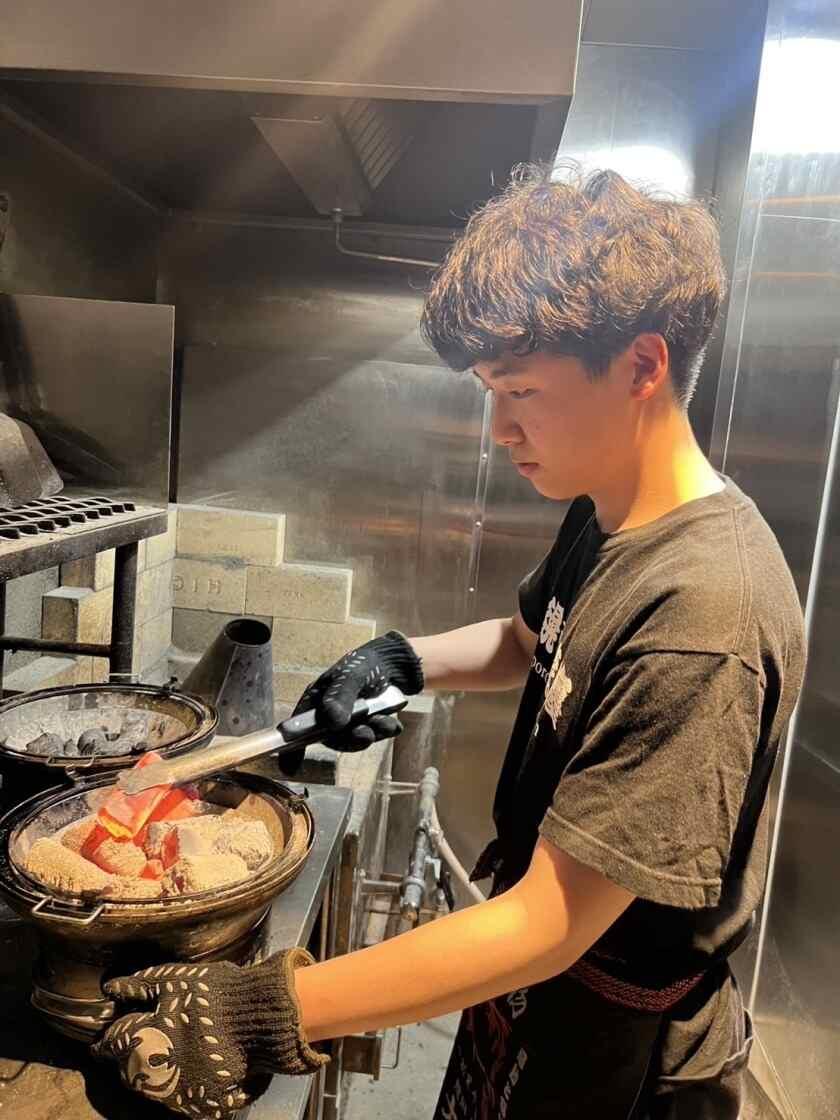 チャットで簡単面接確定！☆成吉思汗　大黒屋☆の制服6