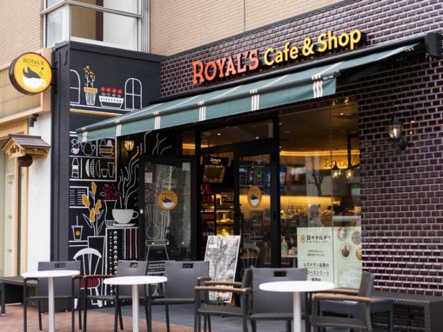 ROYAL's Cafe＆Shop　馬車道店の仕事画像1