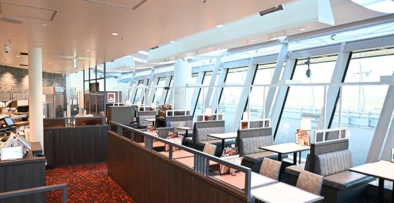 ロイヤルホスト 中部国際空港店の仕事画像1