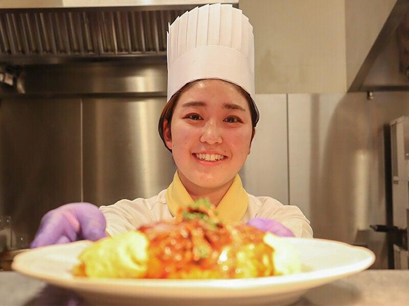 ロイヤルホスト広島空港店の仕事画像3