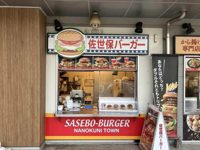 古賀サービスエリア店第一フードコートの仕事画像3