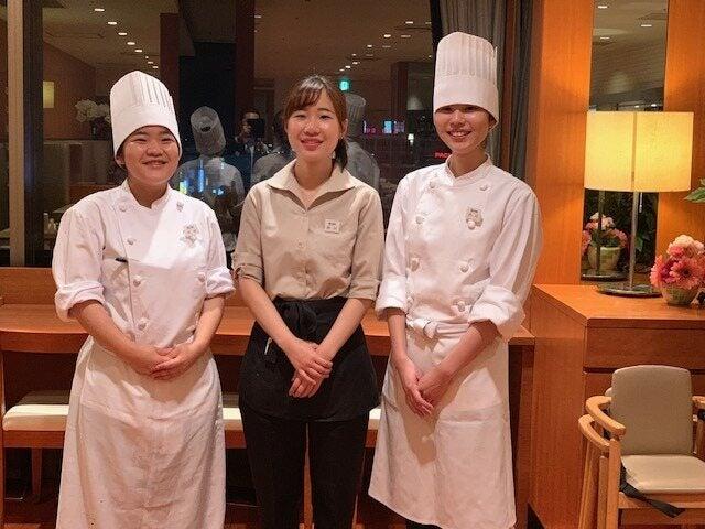 ダイニング伊勢丹立川店の仕事画像1