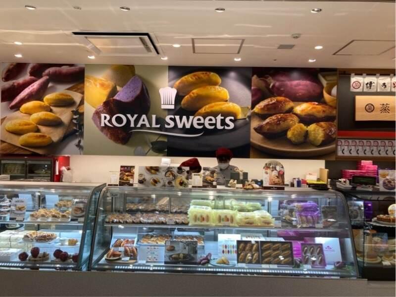 ロイヤルスイーツ福岡空港店の仕事画像2