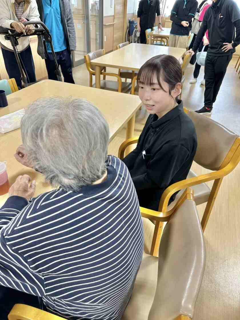 シルバーコート下山門の制服2