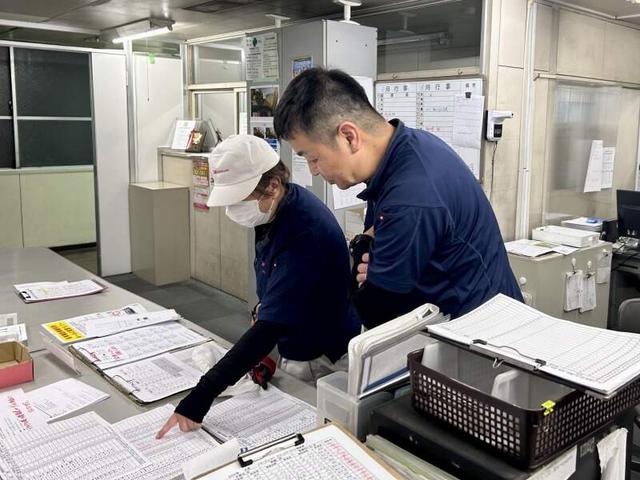 4tドライバー｜深夜出勤しっかり稼ぐ！パン配送★勤務時間相談◎(軽作業・物流、寝屋川市)のイメージ画像