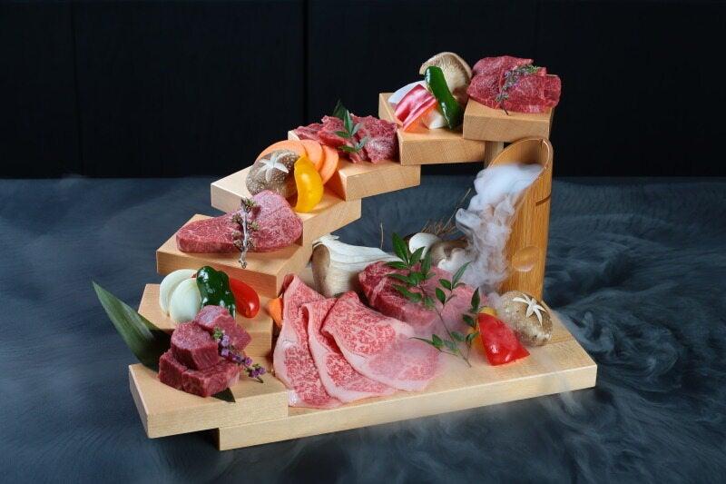 焼肉「龍の棲み家」の仕事画像2
