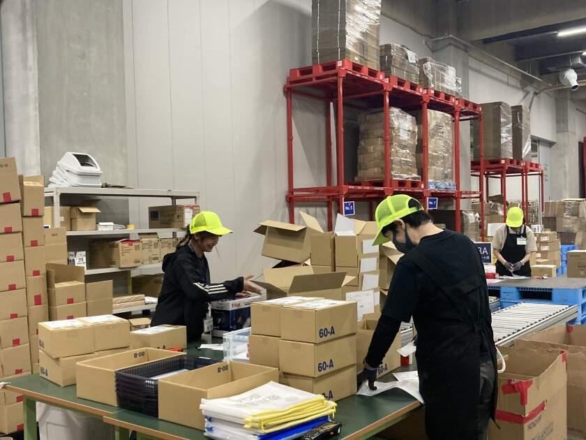 株式会社首都圏WMS　浦安PCの制服6