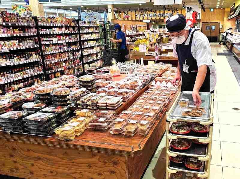 新鮮激安市場！ 向日町店（株式会社コスモコーポレーション）の仕事画像1