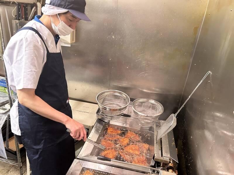 新鮮激安市場！宇治店　(株式会社コスモコーポレーション)の仕事画像2